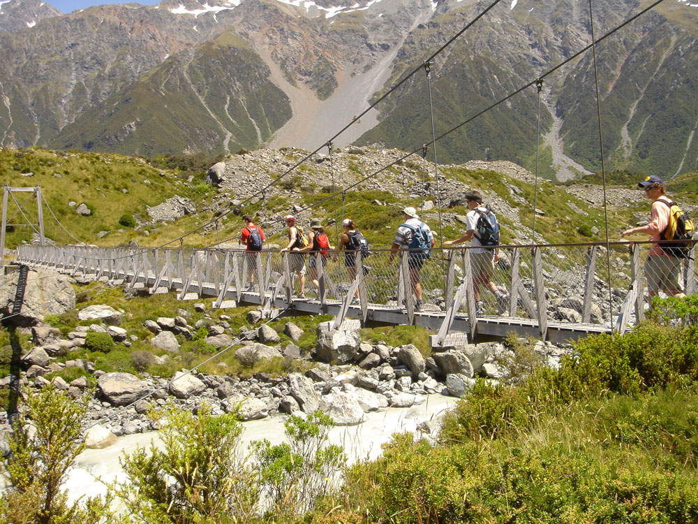 Hooker-Valley-hike.jpg