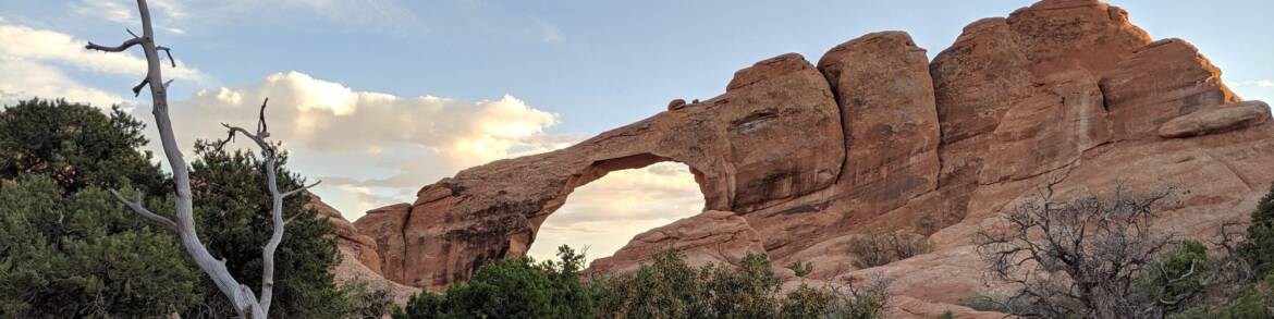 Arches-NP-Skyline-Arch-at-Dusk-e1611761381972.jpg