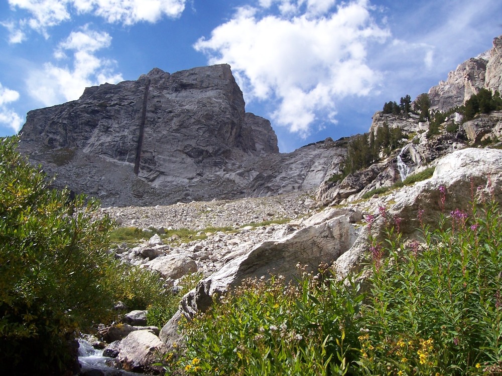 Grand-Teton-NP-Middle-Teton-from-Garnet-Canyon-Trail.jpg